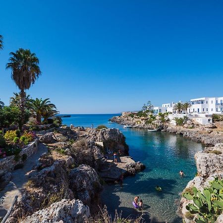 Avlemonas Bay Sea Houses. Exterior photo