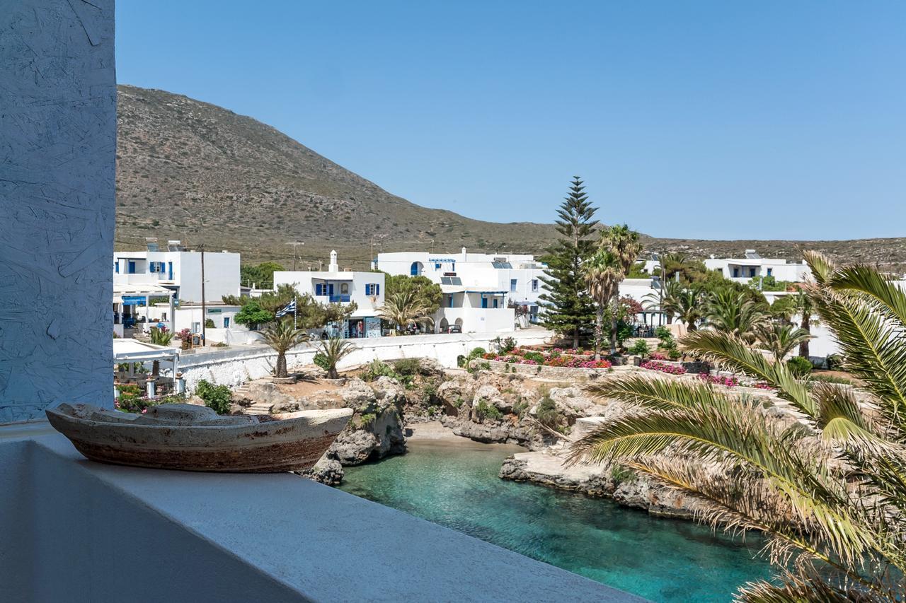 Avlemonas Bay Sea Houses. Exterior photo