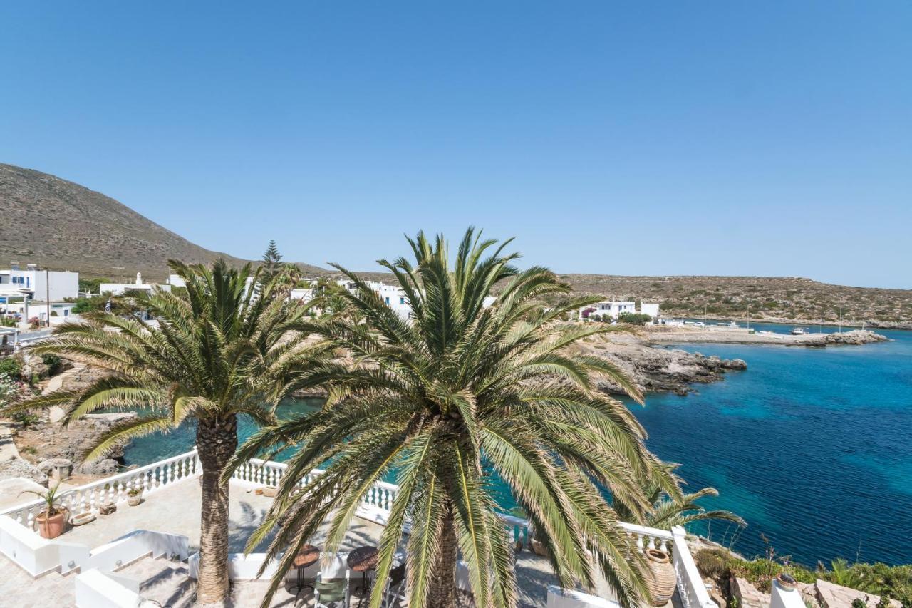 Avlemonas Bay Sea Houses. Exterior photo